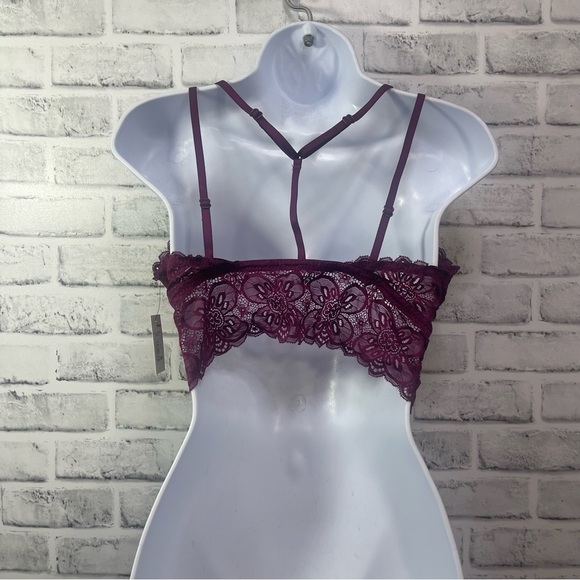 Blake & Co. Lace Racerback Bralette Large - Picture 3 of 8